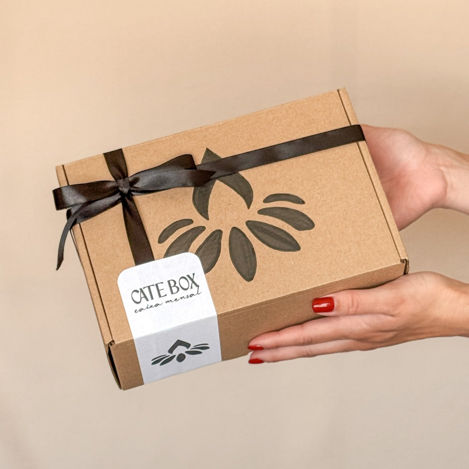 CATE BOX - AGOSTO
